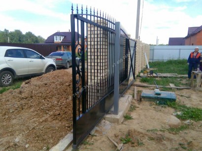 Кованые ворота откатные Арт.ВХКО-55 купить в Москве
