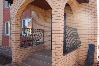 Ограждения из ковки на балкон цены в москве эскиз