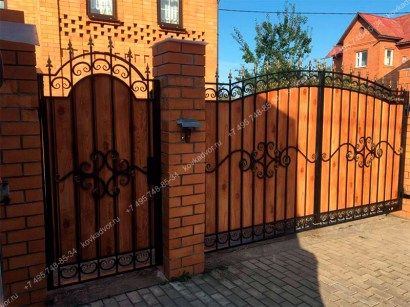 Ворота распашные кованые красивые цена купить в Москве