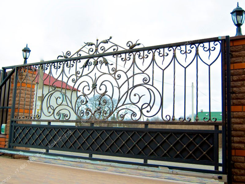 Кованые ворота откатные Арт.ВГКО-16 купить в Москве