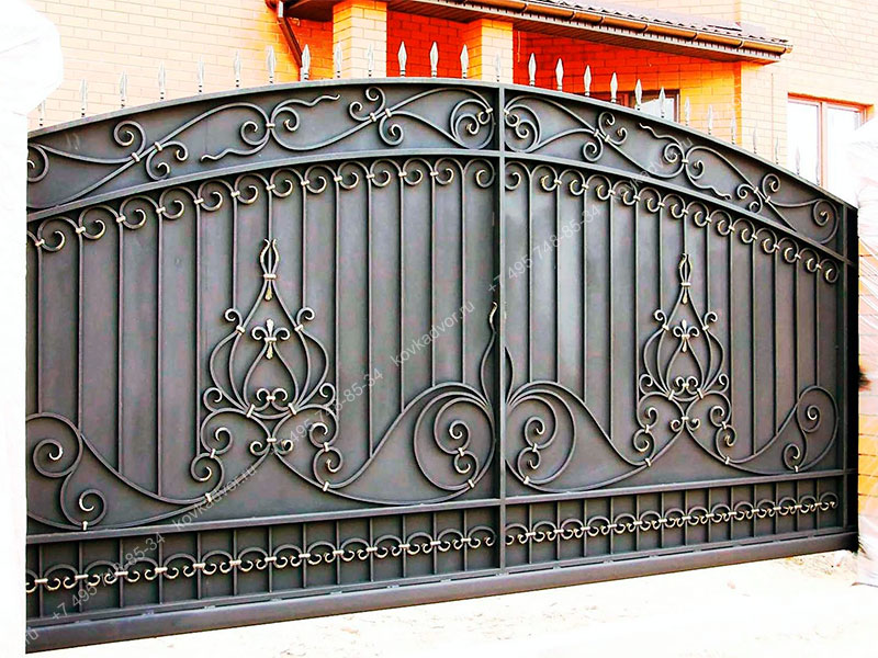 Кованые ворота откатные Арт.ВГКО-30 купить в Москве
