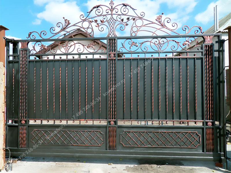 Кованые ворота откатные Арт.ВГКО-36 купить в Москве