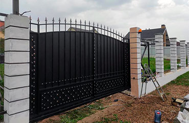 Виталий, Пахра